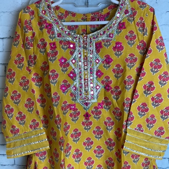 BIBA Girls NWT Yellow Poly Viscose Straight Printed Kurta Sharara Set 8-9 Formal - Picture 5 of 15